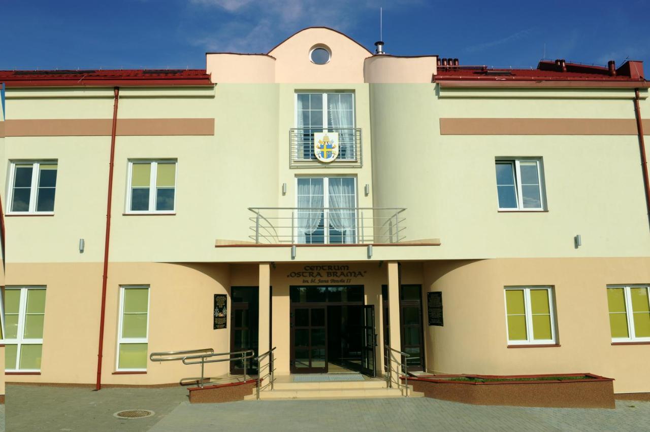 Centrum Ostra Brama Im. Jana Pawla II Скаржиско-Камєнна Екстер'єр фото